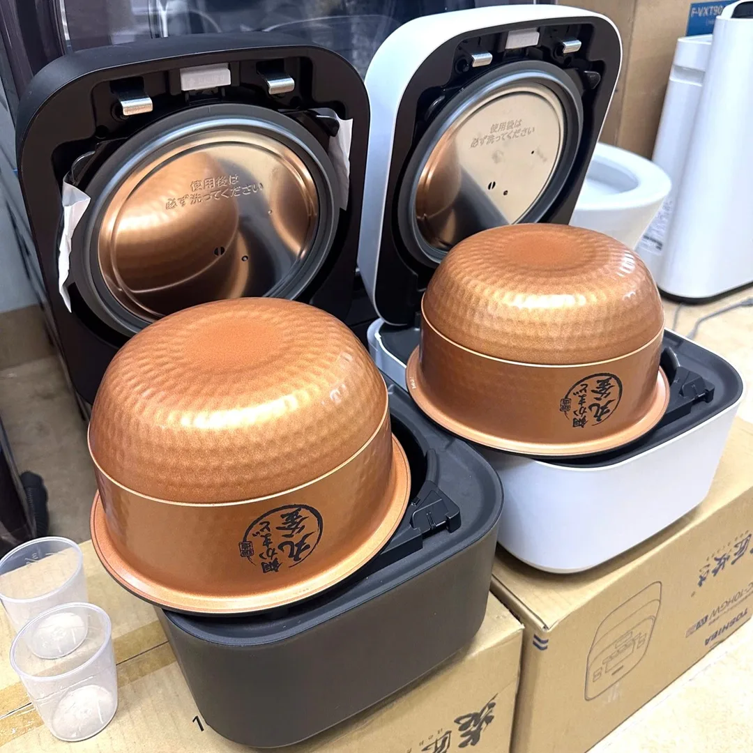 Nồi cơm điện cao tần áp suất chân không 1L Toshiba RC-10HGW - Ảnh 4